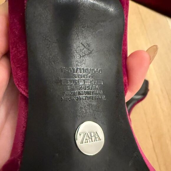 Gorgeous velvet heels from Zara - Picture 8 of 8
